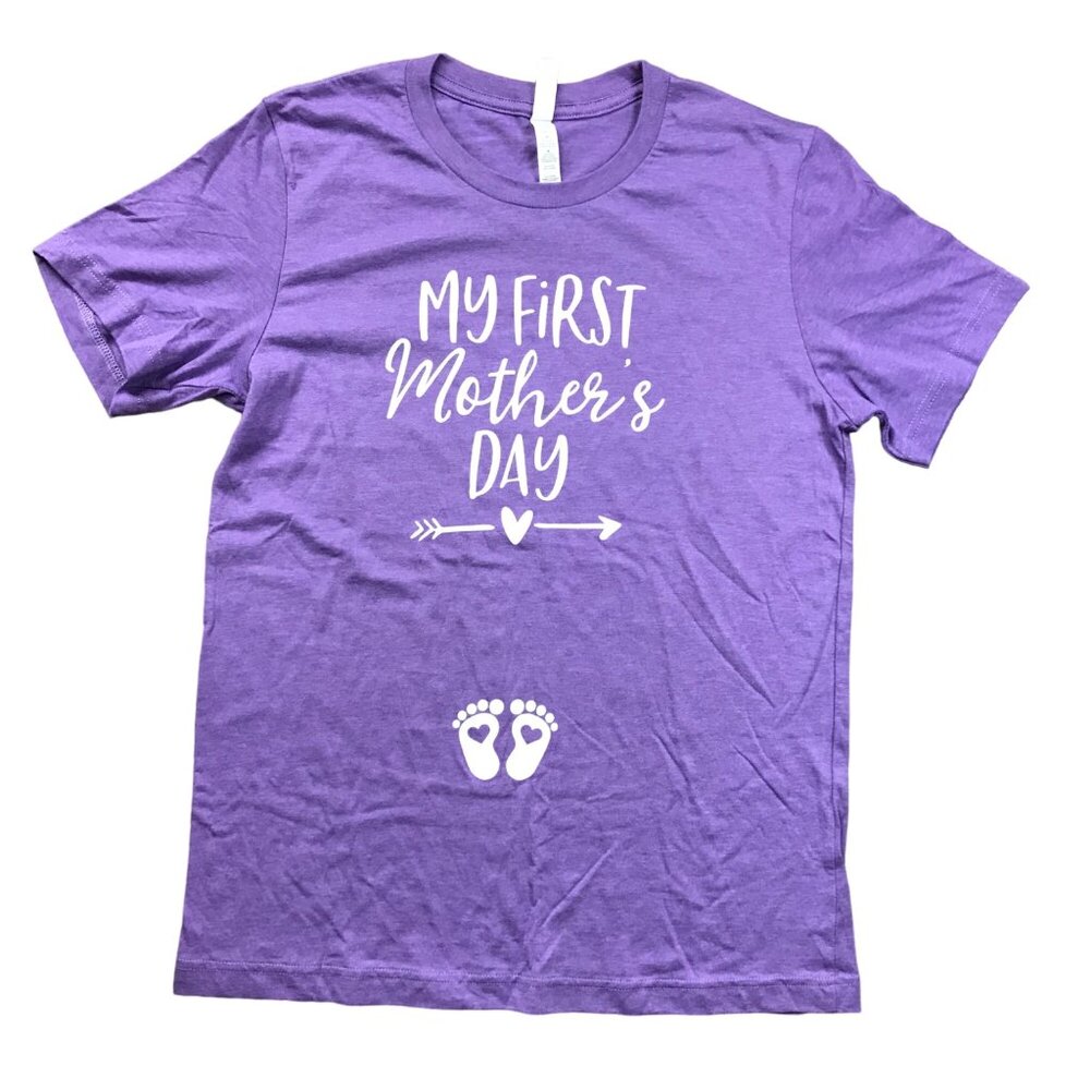 My First Mother's Day Graphic Purple Pregnancy Tee‎ Shirt Size M Short Sleeve